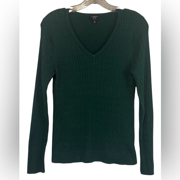 Talbots Green V-Neck Sweater Classic Knit Design - Picture 1 of 6
